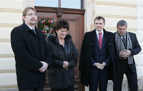 Ludmila Havránková s ministrem Pavlem Dobeem (vlevo), jeho pedchdcem Vítem...