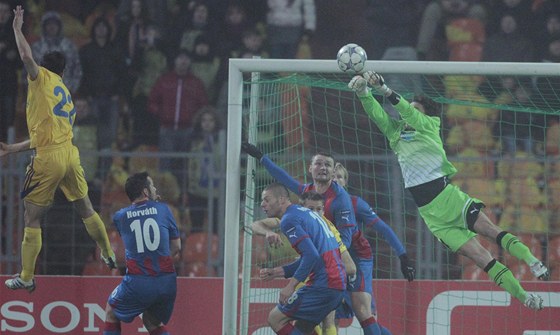 Listopadový zápas v Borisov, kde Plze vyhrála 1:0, rozhodl o tom, e fotbalové jaro v esku zahájí práv Plzetí.