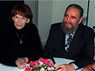 Danielle Mitterrandová s Fidelem Castrem na snímku z 15. bezna 1995