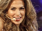 Jennifer Lopezová taní a zpívá na American Music Awards (Los Angeles, 20.