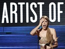 Taylor Swiftová a její klasický údiv, tentokrát na American Music Awards (Los