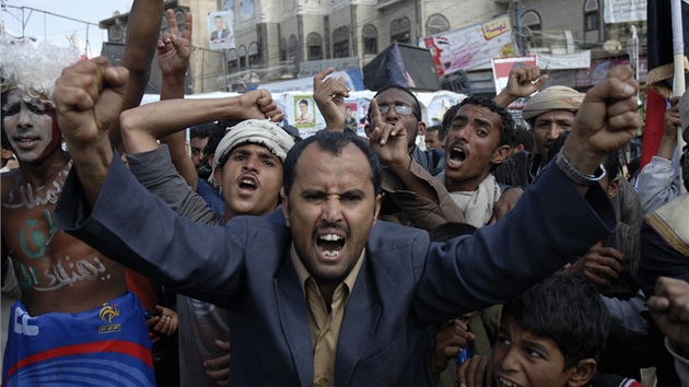Protesty v jemenské metropoli (21. listopadu 2011)
