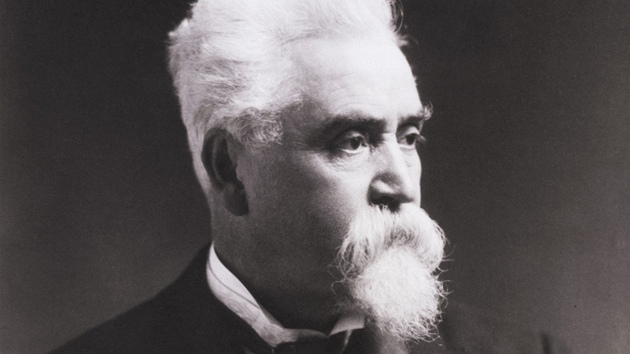Když v roce 1916 Maxim zemřel, měl na kontě sedmadvacet patentů.