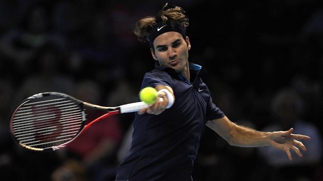 Roger Federer zatím na Turnaji mistr vládne.