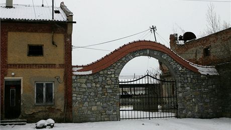 Brna do jatek v Mladjovicch na Olomoucku, do kterch v beznu 2010 vtrhla...