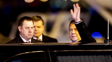 Rusk prezident Dmitrij Medvedv mv po pletu na prask letit Ruzyn (7.