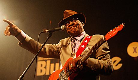 V roce 2005 byl Hubert Sumlin hlavní hvzdou umperského festivalu Blues Alive