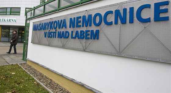 Jan Zemančík zemřel po pádu z budovy ústecké Masarykovy nemocnice. Ilustrační snímek