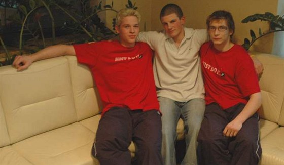 Jaroslav Hafenrichter (vpravo) s bývalými spoluhrái Furchem a Rohanem.