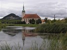Mostecký pesunutý kostel Nanebevzetí Panny Marie