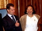 eský prezidentský pár Václav a Livie Klausovi s ruskými protjky Dmitrijem a