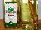 Elixr en-en Cena: 350 K za 0,7 l Alkohol podvan v malch dvkch