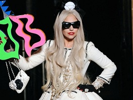 Lady Gaga (1,7 miliardy korun) - Královna extravagance je podle magazínu Forbes...