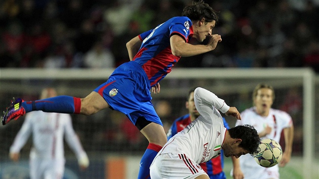 �PATNÝ DEN. Plze�skému stoperovi Marianu �i�ovskému zápas proti AC Milán zrovna