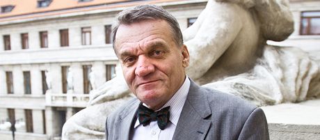 Praský primátor Bohuslav Svoboda odevzdal chybné majetkové piznání.