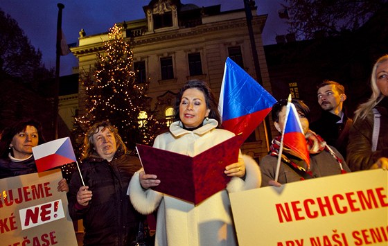 Jana Boboíková o sob dala v poslední dob vdt zejména protesty proti eské úasti v pjce Mezinárodnímu mnovému fondu.