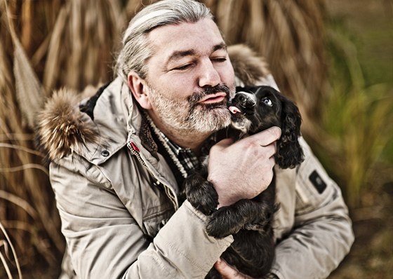 Daniel Hůlka a jeho nová láska - štěně kokršpaněla Kačenka 