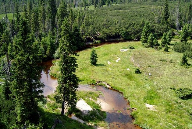 Pohled na jizerskohorské ra�elini�t� z pta�í perspektivy.