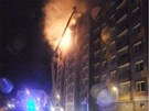 Pi poáru panelového domu v Jirkov na Chomutovsku se ohe dostal stoupakami