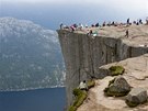 Unikátní skalní vyhlídka Preikestolen v Norsku
