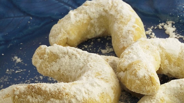 Vanilkové rohlí�ky o�echové.