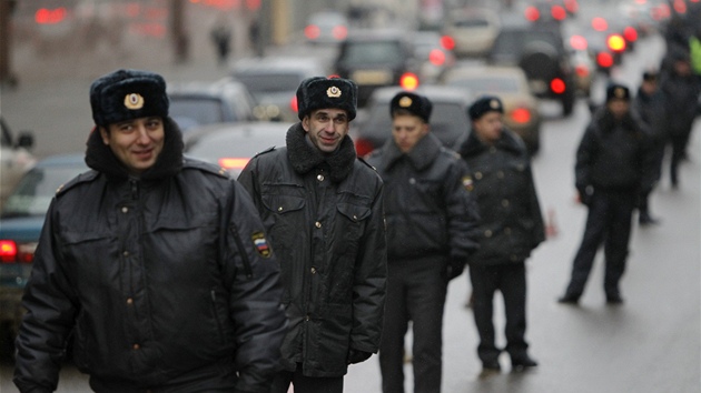 Na protesty v Moskv� se p�ipravily stovky policist� (10. prosince 2011)