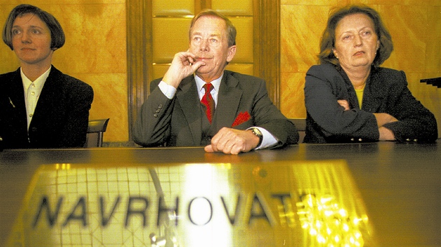 BRNO 29. PROSINEC 2001. Prezident Václav Havel vyrazil do boje proti volebnímu