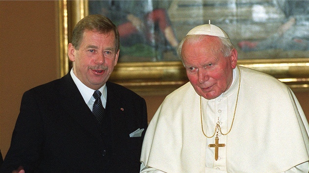 Václav Havel s papežem Janem Pavlem II. během soukromé audience v Římě (18. prosince 1999)