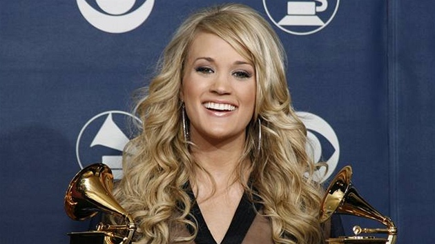 Carrie Underwoodová - Dritelka Grammy zpvaka Corinne Bailey Rae (Los