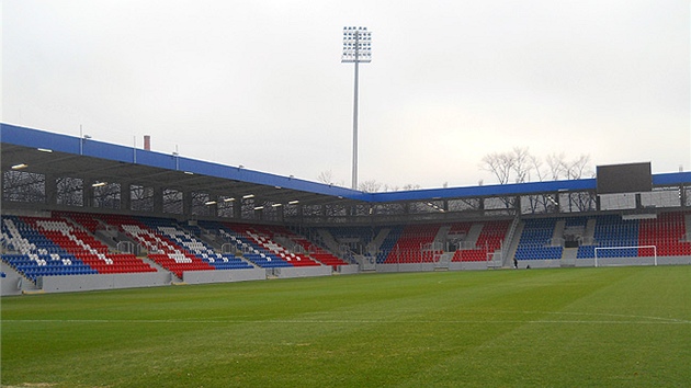 Pestavba fotbalovho stadionu ve truncovch sadech v Plzni je hotova. 