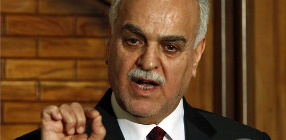 Psanec. Irácký viceprezident Tárik Hašímí na archivním snímku