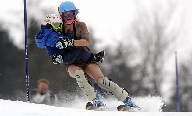 Unikát soupeřky Ledecké: Na hrách bude startovat i se synem. Jako první v historii