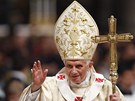 Pape Benedikt XVI. pi tdroveerní mi. (24. prosince 2011)