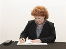 Místopedsedkyn Snmovny Parkanová podpisem do kondolenní knihy uctila