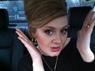 Zpvaka Adele po operaci hlasivek (21. prosince 2011) 