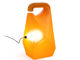 Zvsn lampa Jerry je ze silikonu, take vlastn nezniiteln.