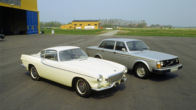 Volvo P1800