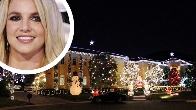 Americká zp�va�ka Britney Spears si v oblasti San Fernando Valley v Los Angeles