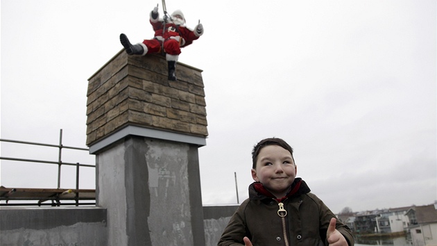 �estiletý Leo Park je spokojený. Nový komín je p�esn� takový, jaký si p�ál.