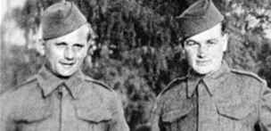 Josef Gab�ík (vlevo) a Jan Kubi� v Bellasis ve Skotsku v roce 1941