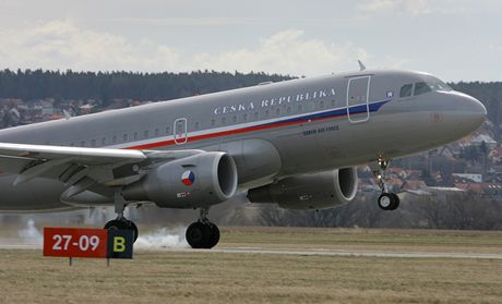 V beznu 2009 pistál na eskobudjovickém letiti vládní speciál Airbus A 319....