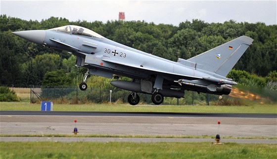 Letoun Eurofighter v barvách nmeckého Bundeswehru (ilustraní snímek)