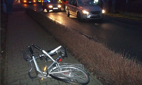 Nehoda dvou cyklist v eských Budjovicích se stala v úterý veer. Ilustraní snímek