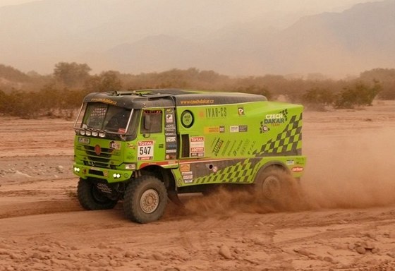 Martin Kolomý s Tatrou ve 4. etap Rallye Dakar 2012.