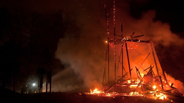 Poár památkov chránné rozhledny Hýlaka u Tábora  (1. ledna 2012)