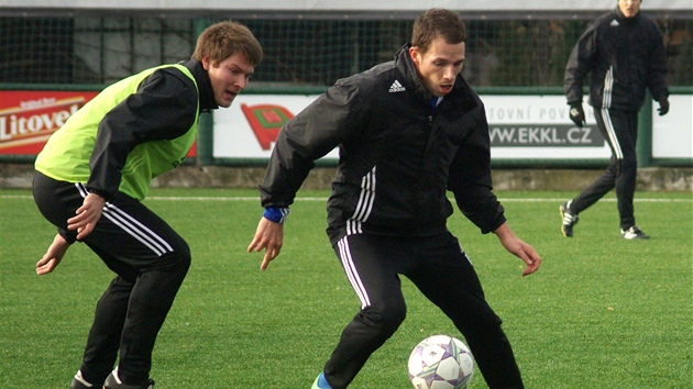 Jakub Podaný (vpravo), posila ze Sparty, na prvním tréninku v Olomouci