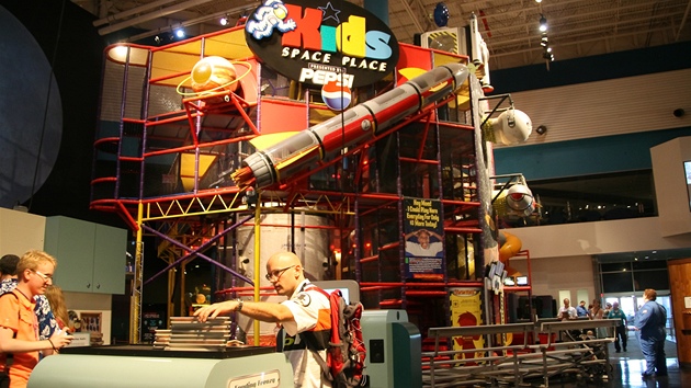 Space Center Houston nabízí atrakce pro děti a muzeum pro celou rodinu
