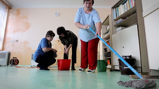 V chráanské mateské kole o vánoních prasklo vodovodní potrubí a voda tak