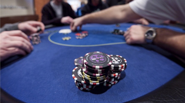 V pokerovém klubu Showdown v Praze se uskutenil Protestní Turnaj Asociace