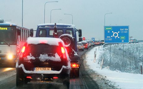 Ostravu kvli oprav Svinovskch most suuj dopravn komplikace. Na